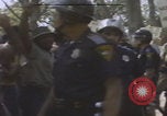 Immagine di I Klan Uniti d'America marciano verso Mobile Alabama Mobile Alabama USA, 1977, secondo 22 filmato di repertorio 65675079582