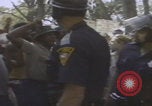 Immagine di I Klan Uniti d'America marciano verso Mobile Alabama Mobile Alabama USA, 1977, secondo 23 filmato di repertorio 65675079582