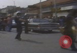 Immagine di I Klan Uniti d'America marciano verso Mobile Alabama Mobile Alabama USA, 1977, secondo 57 filmato di repertorio 65675079582