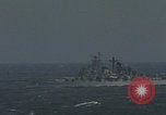 Standbild US-Flugzeugträger-Zerstörer segeln Japanisches Meer, 1968, aus Sekunde 10 historischem Filmmaterial Videoclip 65675079583