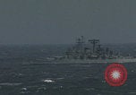 Standbild US-Flugzeugträger-Zerstörer segeln Japanisches Meer, 1968, aus Sekunde 13 historischem Filmmaterial Videoclip 65675079583