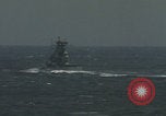 Standbild US-Flugzeugträger-Zerstörer segeln Japanisches Meer, 1968, aus Sekunde 33 historischem Filmmaterial Videoclip 65675079583