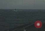 Standbild US-Flugzeugträger-Zerstörer segeln Japanisches Meer, 1968, aus Sekunde 37 historischem Filmmaterial Videoclip 65675079583