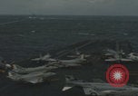 Standbild US-Flugzeugträger-Zerstörer segeln Japanisches Meer, 1968, aus Sekunde 47 historischem Filmmaterial Videoclip 65675079583