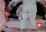 Standbild Schwerelosigkeitstraining für Apollo-11-Astronauten Florida United States USA, 1969, aus Sekunde 60 historischem Filmmaterial Videoclip 65675079592