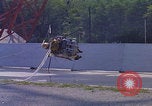 Standbild NASA-Forscher testen EVA-Transporter auf dem Mond Hampton Virginia USA, 1968, aus Sekunde 59 historischem Filmmaterial Videoclip 65675079601