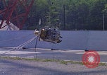 Standbild NASA-Forscher testen EVA-Transporter auf dem Mond Hampton Virginia USA, 1968, aus Sekunde 60 historischem Filmmaterial Videoclip 65675079601