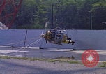 Standbild NASA-Forscher testen EVA-Transporter auf dem Mond Hampton Virginia USA, 1968, aus Sekunde 62 historischem Filmmaterial Videoclip 65675079601