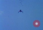 Immagine di LLVR-1 si schianta sulla Ellington AFB Houston Texas USA, 1968, secondo 3 filmato di repertorio 65675079602