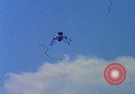 Immagine di LLVR-1 si schianta sulla Ellington AFB Houston Texas USA, 1968, secondo 15 filmato di repertorio 65675079602