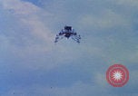 Immagine di LLVR-1 si schianta sulla Ellington AFB Houston Texas USA, 1968, secondo 25 filmato di repertorio 65675079602