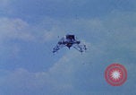 Immagine di LLVR-1 si schianta sulla Ellington AFB Houston Texas USA, 1968, secondo 39 filmato di repertorio 65675079602