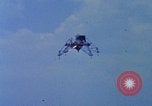 Immagine di LLVR-1 si schianta sulla Ellington AFB Houston Texas USA, 1968, secondo 42 filmato di repertorio 65675079602