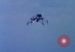 Immagine di LLVR-1 si schianta sulla Ellington AFB Houston Texas USA, 1968, secondo 45 filmato di repertorio 65675079602