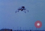Immagine di LLVR-1 si schianta sulla Ellington AFB Houston Texas USA, 1968, secondo 47 filmato di repertorio 65675079602