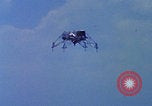 Immagine di LLVR-1 si schianta sulla Ellington AFB Houston Texas USA, 1968, secondo 54 filmato di repertorio 65675079602