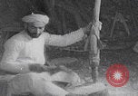 Immagine di Falegname palestinese al lavoro Palestina, 1941, secondo 59 filmato di repertorio 65675079608