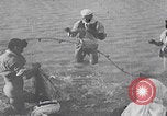 Standbild Fischer bei der Arbeit am See Genezareth Palästina, 1941, aus Sekunde 58 historischem Filmmaterial Videoclip 65675079610