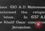 Standbild Islamische Prozession Felsendom Jerusalem Jerusalem Palästina, 1941, aus Sekunde 11 historischem Filmmaterial Videoclip 65675079615
