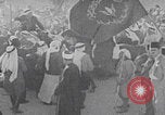 Standbild Islamische Prozession Felsendom Jerusalem Jerusalem Palästina, 1941, aus Sekunde 24 historischem Filmmaterial Videoclip 65675079615