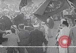 Standbild Islamische Prozession Felsendom Jerusalem Jerusalem Palästina, 1941, aus Sekunde 29 historischem Filmmaterial Videoclip 65675079615