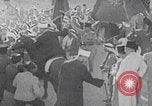Standbild Islamische Prozession Felsendom Jerusalem Jerusalem Palästina, 1941, aus Sekunde 31 historischem Filmmaterial Videoclip 65675079615