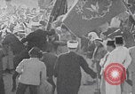 Standbild Islamische Prozession Felsendom Jerusalem Jerusalem Palästina, 1941, aus Sekunde 32 historischem Filmmaterial Videoclip 65675079615