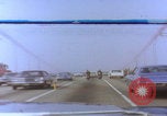 Immagine di Guida sul Golden Gate Bridge di San Francisco San Francisco California USA, 1969, secondo 1 filmato di repertorio 65675079620