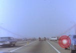 Immagine di Guida sul Golden Gate Bridge di San Francisco San Francisco California USA, 1969, secondo 4 filmato di repertorio 65675079620