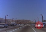 Immagine di Guida sul Golden Gate Bridge di San Francisco San Francisco California USA, 1969, secondo 28 filmato di repertorio 65675079620