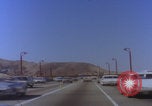 Immagine di Guida sul Golden Gate Bridge di San Francisco San Francisco California USA, 1969, secondo 31 filmato di repertorio 65675079620