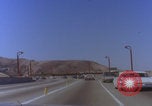 Immagine di Guida sul Golden Gate Bridge di San Francisco San Francisco California USA, 1969, secondo 35 filmato di repertorio 65675079620