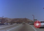 Immagine di Guida sul Golden Gate Bridge di San Francisco San Francisco California USA, 1969, secondo 37 filmato di repertorio 65675079620