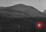 Immagine di Strade del Parco Nazionale delle Montagne Rocciose Colorado United States USA, 1927, secondo 62 filmato di repertorio 65675079621