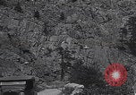 Immagine di Strade del Parco Nazionale delle Montagne Rocciose Colorado United States USA, 1927, secondo 42 filmato di repertorio 65675079622