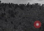 Immagine di Strade del Parco Nazionale delle Montagne Rocciose Colorado United States USA, 1927, secondo 51 filmato di repertorio 65675079622