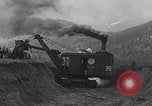 Immagine di Costruzione della strada nel Parco Nazionale delle Montagne Rocciose Colorado United States USA, 1927, secondo 25 filmato di repertorio 65675079623