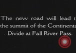 Immagine di Costruzione della strada nel Parco Nazionale delle Montagne Rocciose Colorado United States USA, 1927, secondo 37 filmato di repertorio 65675079623