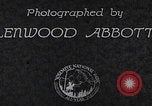 Standbild Touristen am Tioga Mountain Pass California United States USA, 1937, aus Sekunde 9 historischem Filmmaterial Videoclip 65675079628