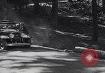Standbild Touristen am Tioga Mountain Pass California United States USA, 1937, aus Sekunde 42 historischem Filmmaterial Videoclip 65675079628