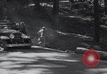 Standbild Touristen am Tioga Mountain Pass California United States USA, 1937, aus Sekunde 44 historischem Filmmaterial Videoclip 65675079628