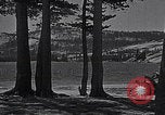 Standbild Touristen im Yosemite-Nationalpark California United States USA, 1937, aus Sekunde 9 historischem Filmmaterial Videoclip 65675079629