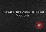 Standbild Touristen im Yosemite-Nationalpark California United States USA, 1937, aus Sekunde 28 historischem Filmmaterial Videoclip 65675079629