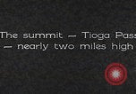 Standbild Fahrt durch den Tioga Mountain Pass California United States USA, 1937, aus Sekunde 16 historischem Filmmaterial Videoclip 65675079630