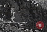 Standbild Malerische Bergroute im Yosemite-Nationalpark California United States USA, 1937, aus Sekunde 9 historischem Filmmaterial Videoclip 65675079631