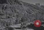 Standbild Malerische Bergroute im Yosemite-Nationalpark California United States USA, 1937, aus Sekunde 17 historischem Filmmaterial Videoclip 65675079631