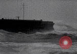 Immagine di Tempesta di metà inverno a Dover Inghilterra Dover Inghilterra Regno Unito, 1925, secondo 24 filmato di repertorio 65675079640