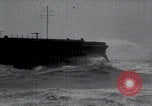 Immagine di Tempesta di metà inverno a Dover Inghilterra Dover Inghilterra Regno Unito, 1925, secondo 25 filmato di repertorio 65675079640