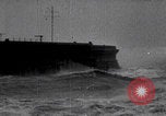 Immagine di Tempesta di metà inverno a Dover Inghilterra Dover Inghilterra Regno Unito, 1925, secondo 26 filmato di repertorio 65675079640