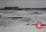 Immagine di Tempesta di metà inverno a Dover Inghilterra Dover Inghilterra Regno Unito, 1925, secondo 42 filmato di repertorio 65675079640